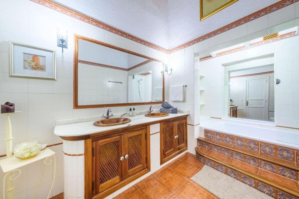 Magnifica Villa Tranquila En El Centro De Mallorca Biniali  المظهر الخارجي الصورة